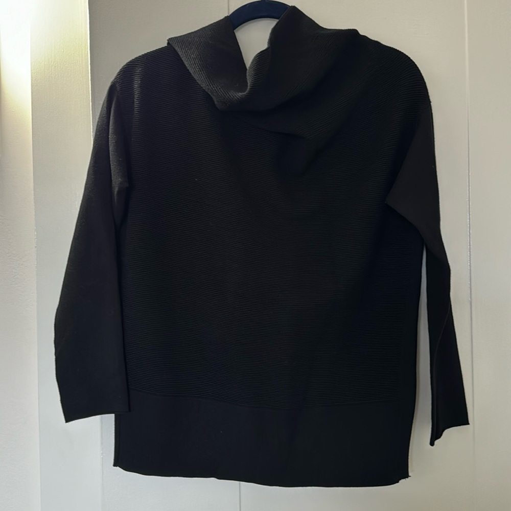 Club Monaco sweater